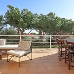 Apartment Jardins Do Castelo - Piscina E Tranquilidade - By Bedzy *