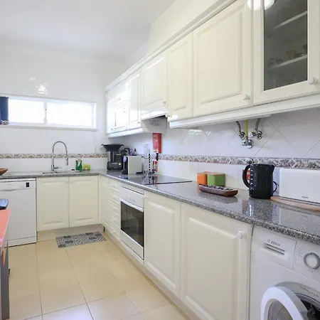 Jardins Do Castelo - Piscina E Tranquilidade - By Bedzy Διαμέρισμα Αλμπουφέιρα