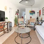 Apartment Jardins Do Castelo - Piscina E Tranquilidade - By Bedzy